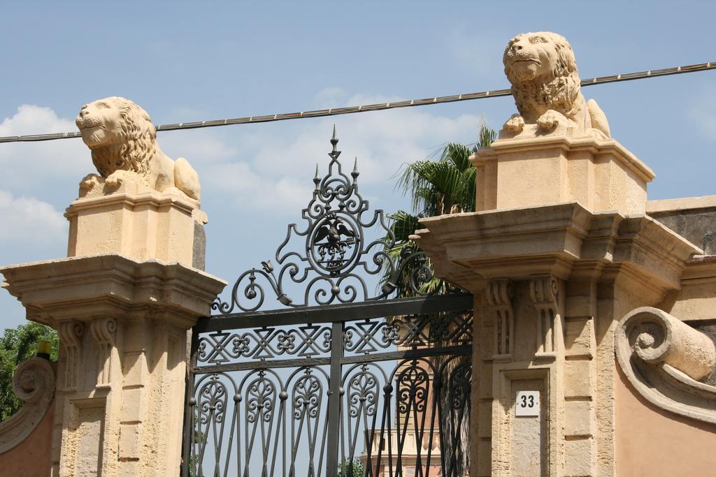Villa Dei Leoni Санта Текла Екстериор снимка