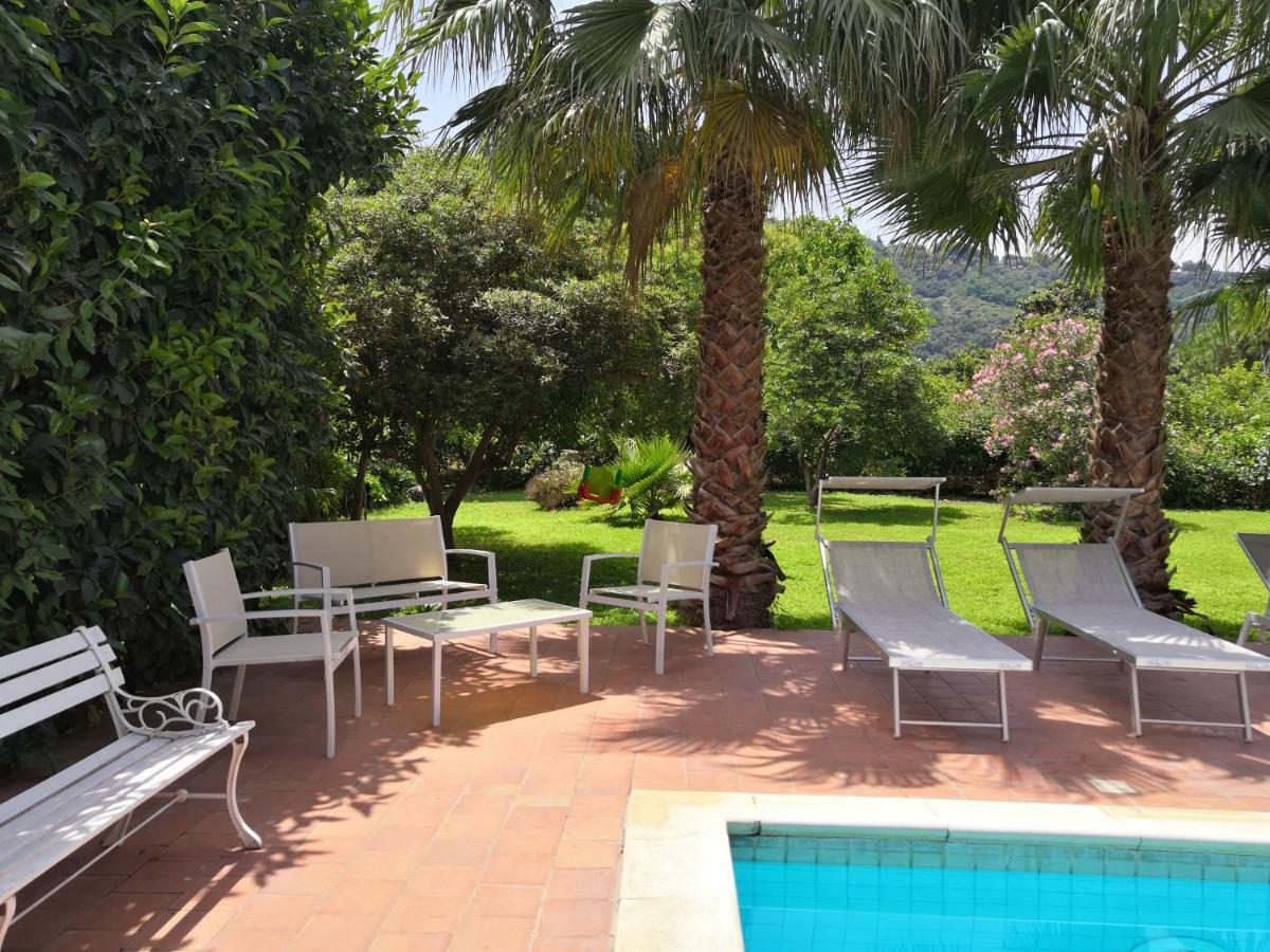 Villa Dei Leoni Санта Текла Екстериор снимка