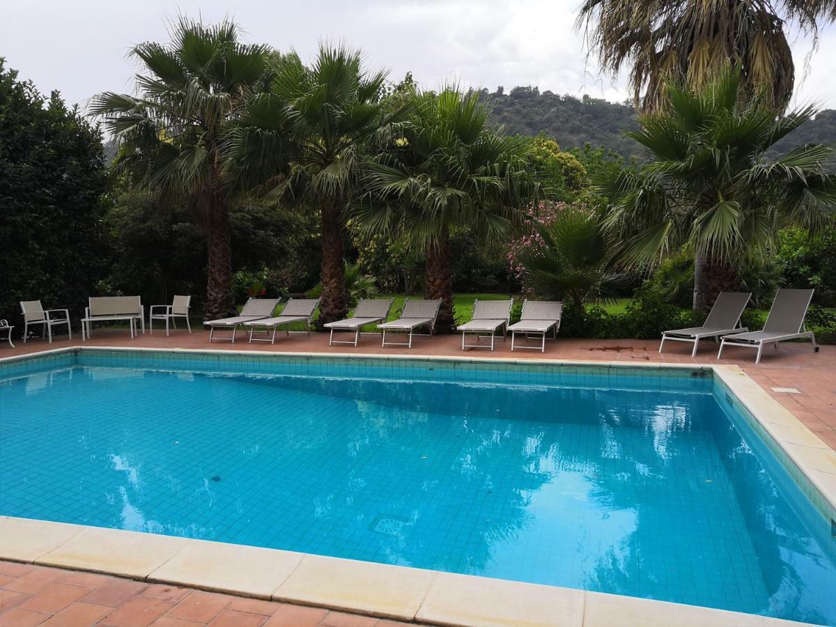Villa Dei Leoni Санта Текла Екстериор снимка